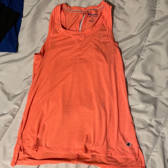 Active wear tank tops - Picture 4 of 8